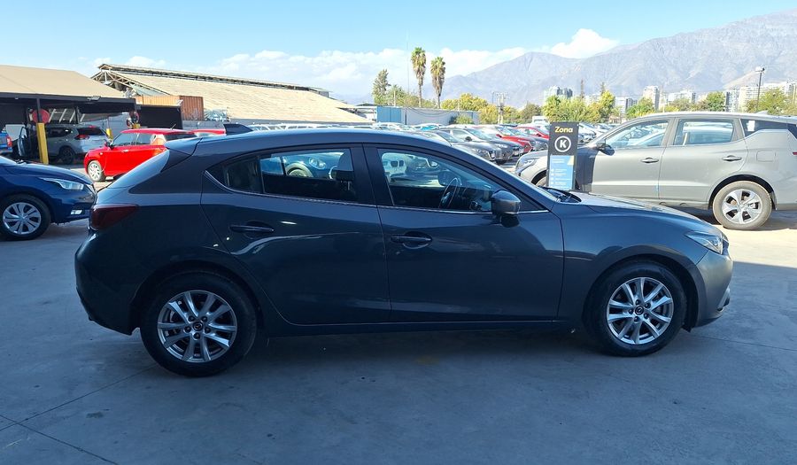 Mazda 3 2.0 SKYACTIV-G V Hatchback 2015