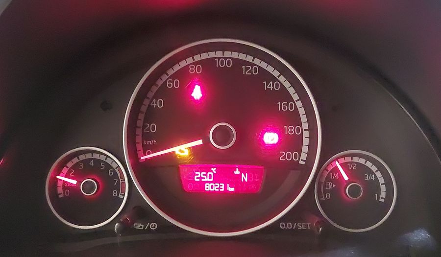 Volkswagen Up 1.0 12V E-FLEX HIGH UP! I-MOTION Hatchback 2016