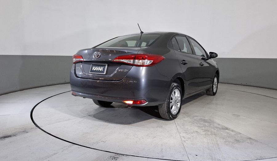 Toyota Yaris 1.5 SEDAN CORE AUTO Sedan 2018