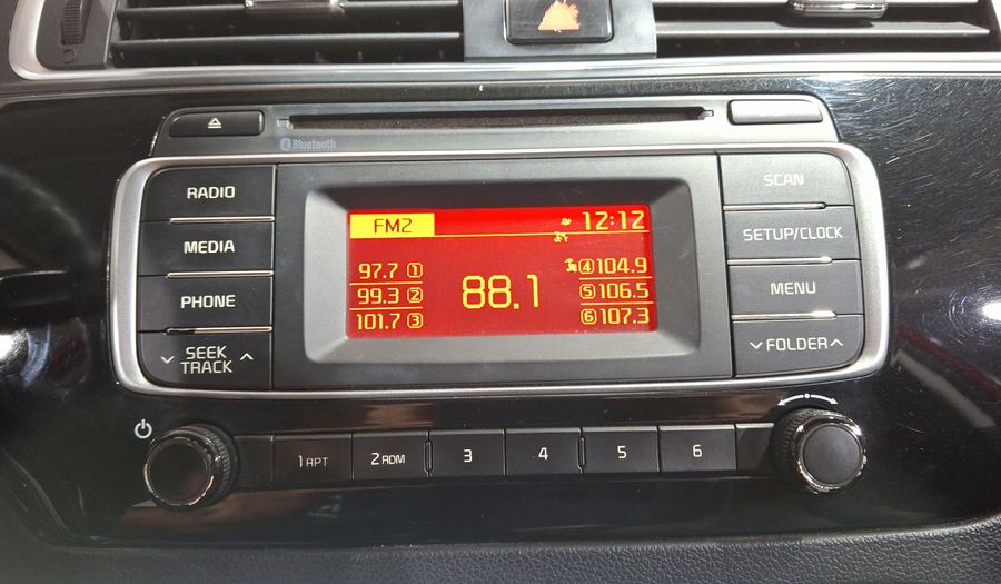 Kia Rio 1.6 LX MT Hatchback 2016