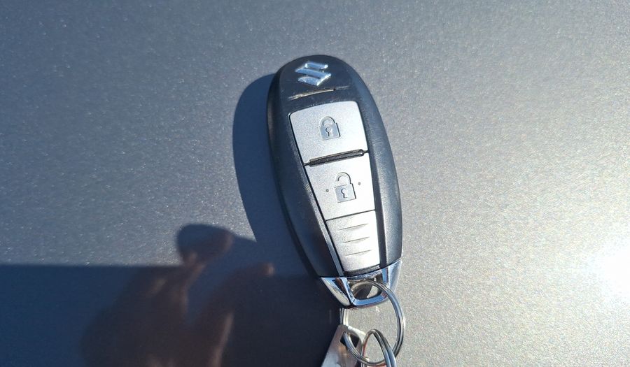 Suzuki Swift 1.2 GLX AUTO Hatchback 2017