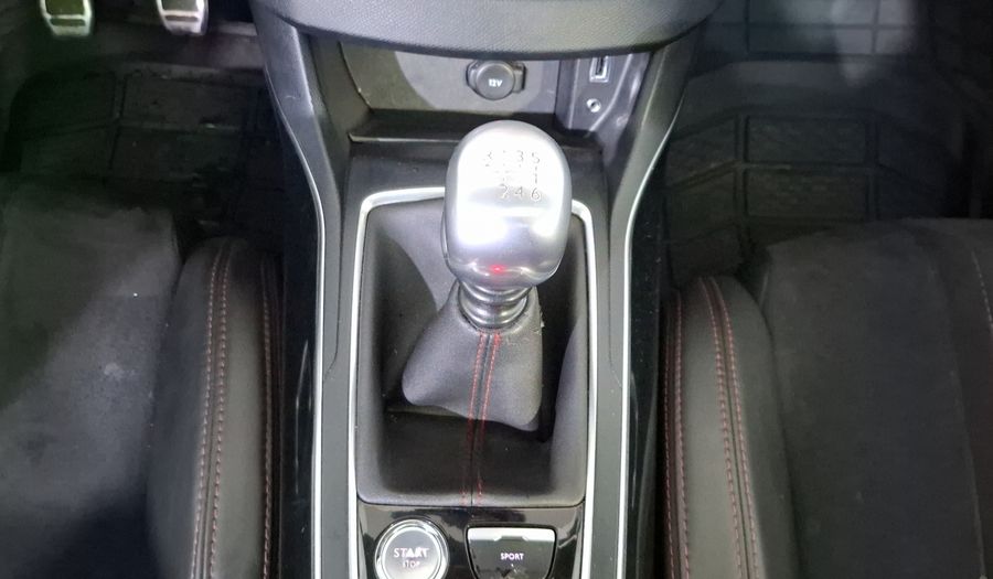 Peugeot 308 1.6 GT MT Hatchback 2016