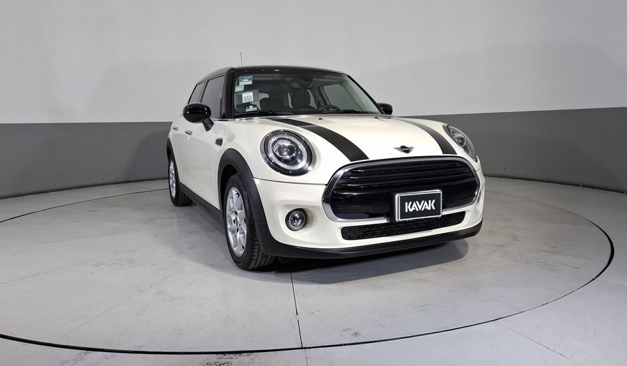 Mini Cooper 1.5 COOPER CHILI DCT Hatchback 2021
