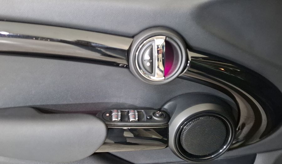 Mini Cooper 1.5 COOPER CHILI DCT Hatchback 2021