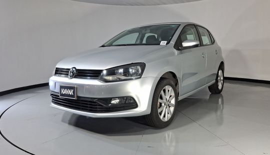Volkswagen • Polo