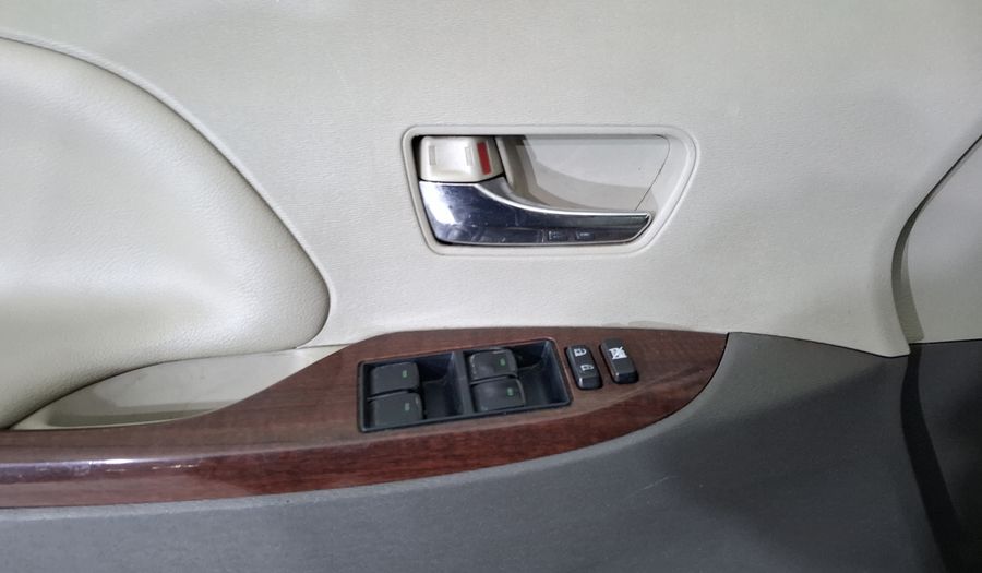 Toyota Sienna 3.5 XLE PIEL AT Minivan 2014