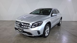 Mercedes Benz • Clase GLA