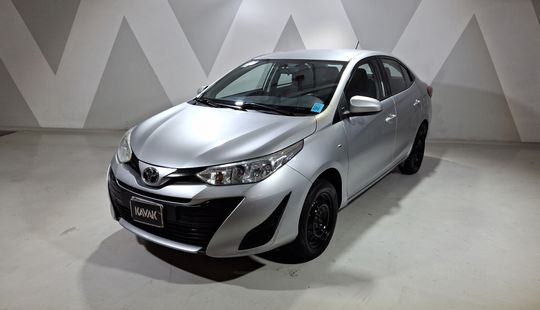 Toyota • Yaris