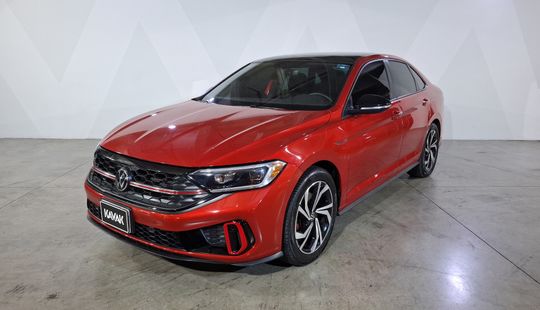 Volkswagen • Jetta