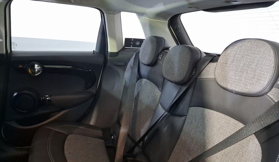 Mini Cooper 1.5 COOPER CHILI DCT Hatchback 2019