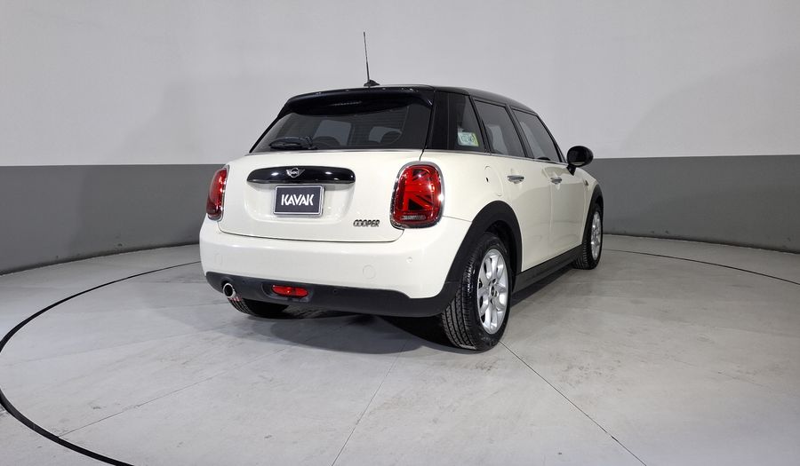 Mini Cooper 1.5 COOPER CHILI DCT Hatchback 2019