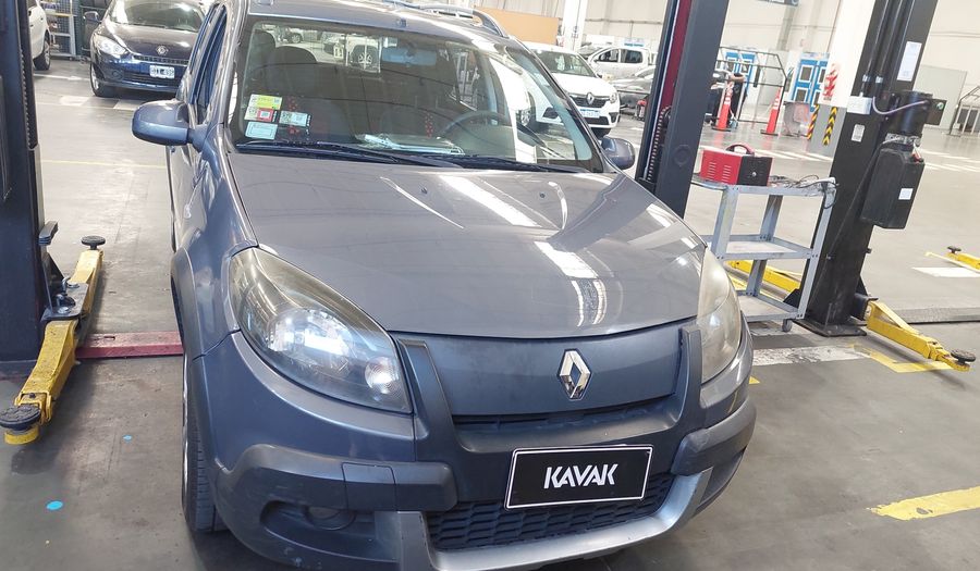 Renault Sandero Stepway 1.6 STEPWAY PRIVILEGE NAV Hatchback 2013