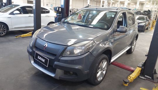 Renault • Sandero Stepway