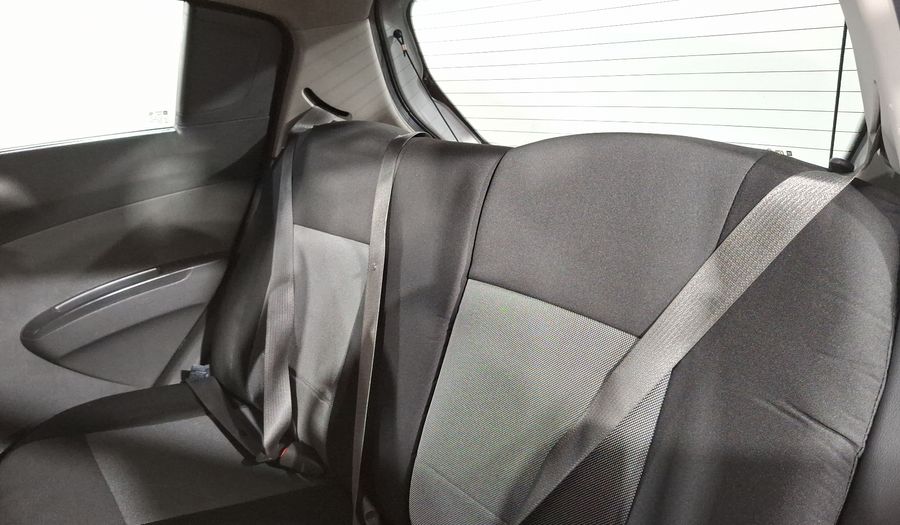 Chevrolet Spark 1.2 1SB Hatchback 2012