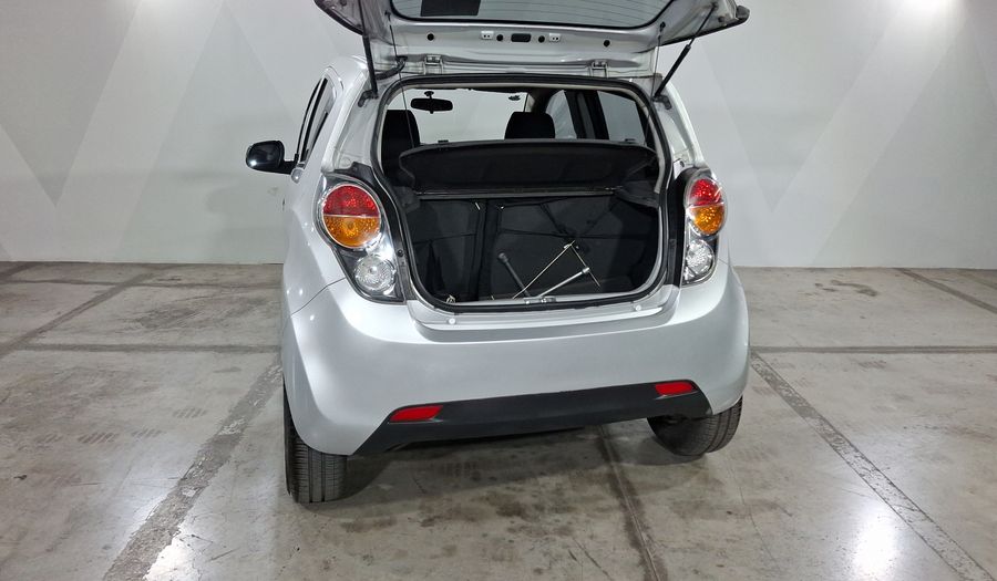 Chevrolet Spark 1.2 1SB Hatchback 2012