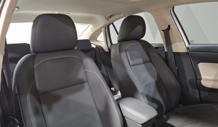 Volkswagen Virtus 1.0 HIGHLINE AUTO Sedan 2024