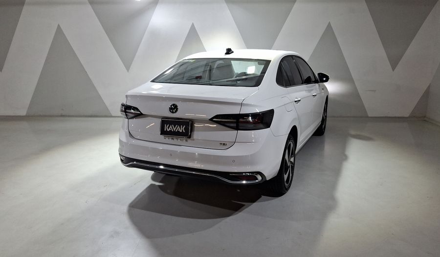 Volkswagen Virtus 1.0 HIGHLINE AUTO Sedan 2024