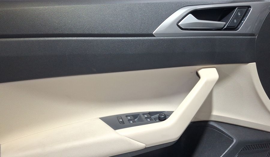 Volkswagen Virtus 1.0 HIGHLINE AUTO Sedan 2024