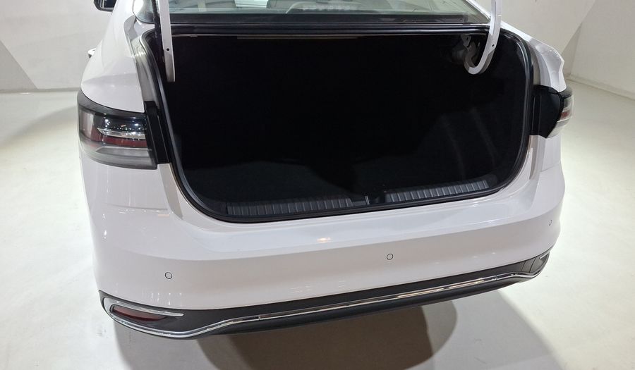 Volkswagen Virtus 1.0 HIGHLINE AUTO Sedan 2024