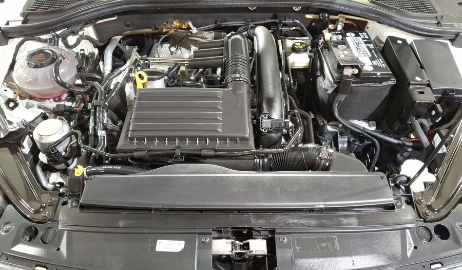 Volkswagen Jetta 1.4 COMFORTLINE AUTO Sedan 2022