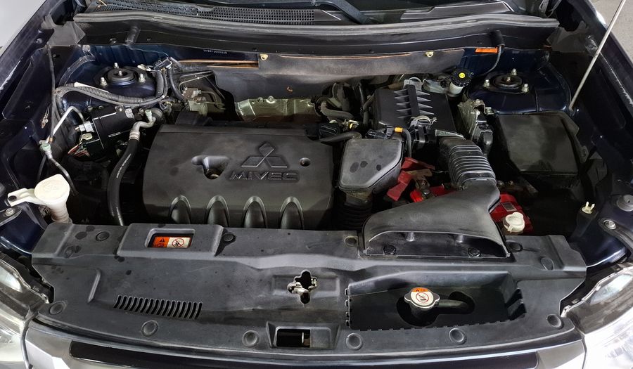 Mitsubishi Outlander 2.4 SE AT Suv 2015