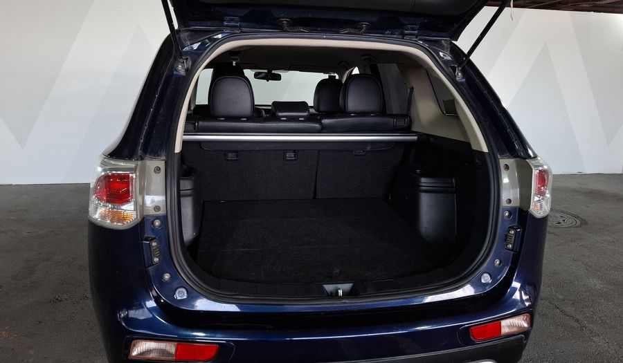 Mitsubishi Outlander 2.4 SE AT Suv 2015