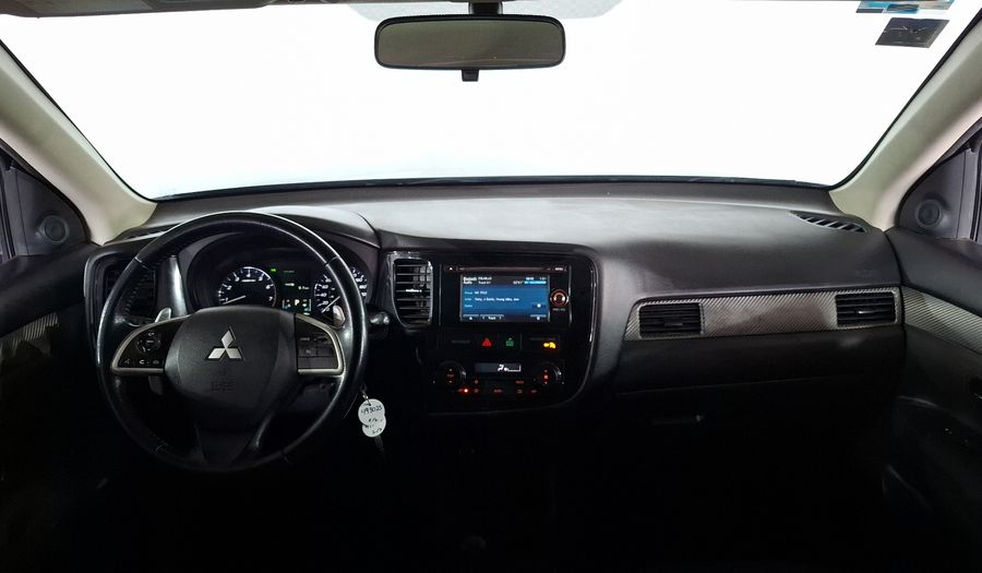 Mitsubishi Outlander 2.4 SE AT Suv 2015