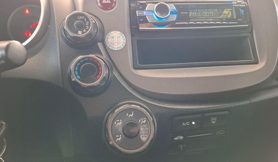 Honda Fit 1.4 LX MT Hatchback 2010