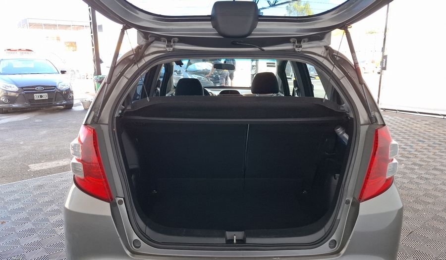 Honda Fit 1.4 LX MT Hatchback 2010