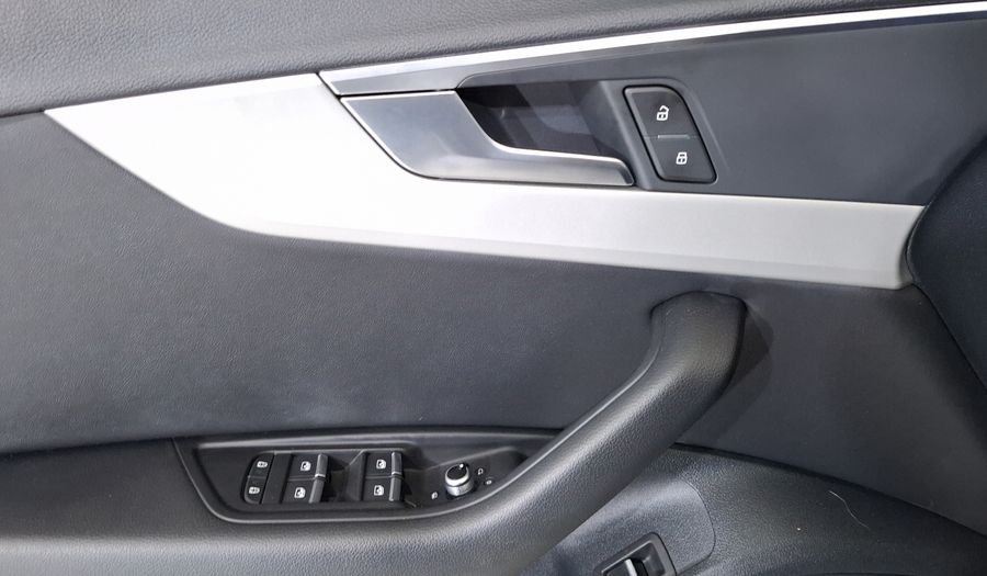 Audi A4 2.0 MHEV 40 TFSI DYNAMIC DCT Sedan 2023