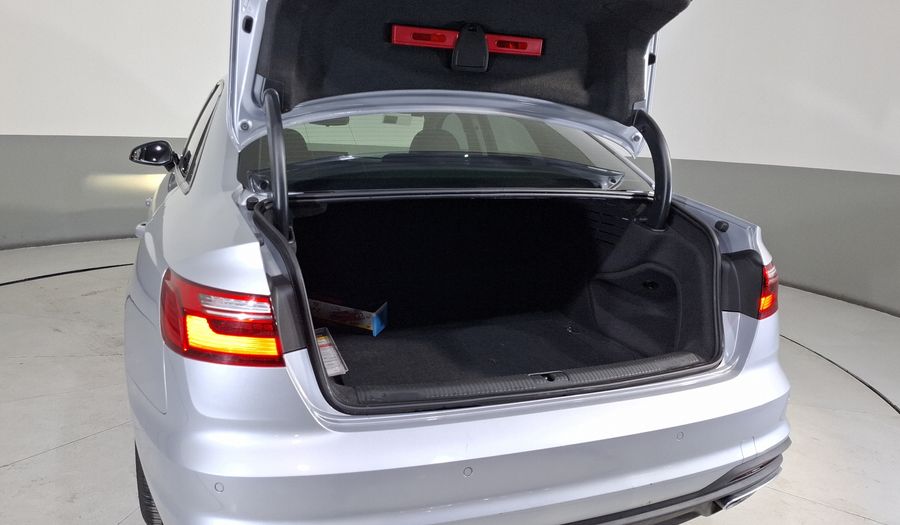 Audi A4 2.0 MHEV 40 TFSI DYNAMIC DCT Sedan 2023