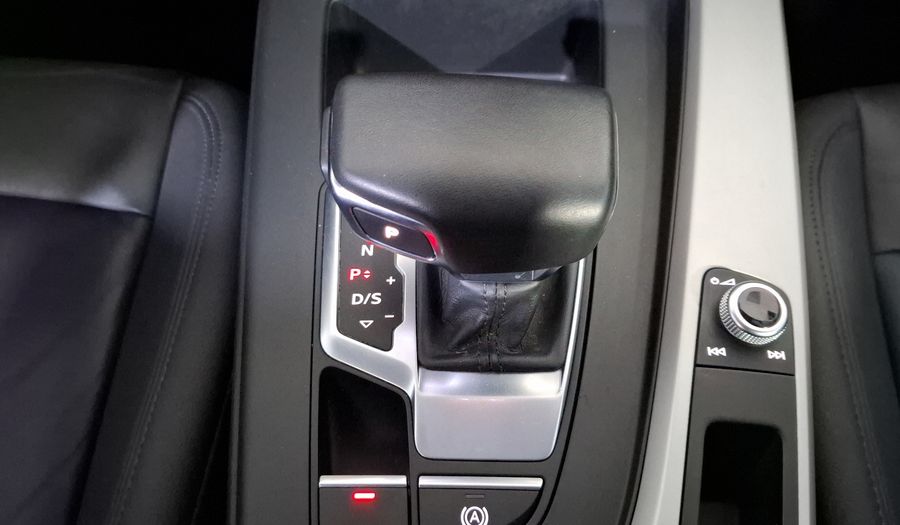 Audi A4 2.0 MHEV 40 TFSI DYNAMIC DCT Sedan 2023