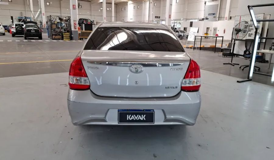 Toyota Etios 1.5 XLS Sedan 2017