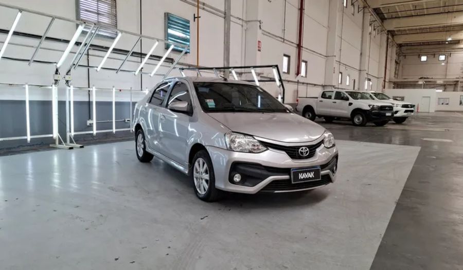 Toyota Etios 1.5 XLS Sedan 2017
