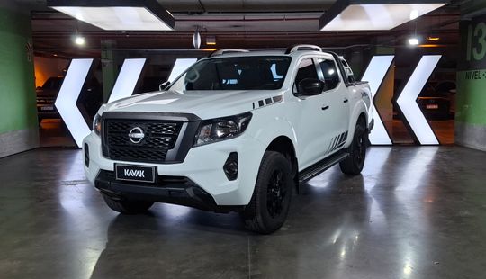Nissan • Frontier