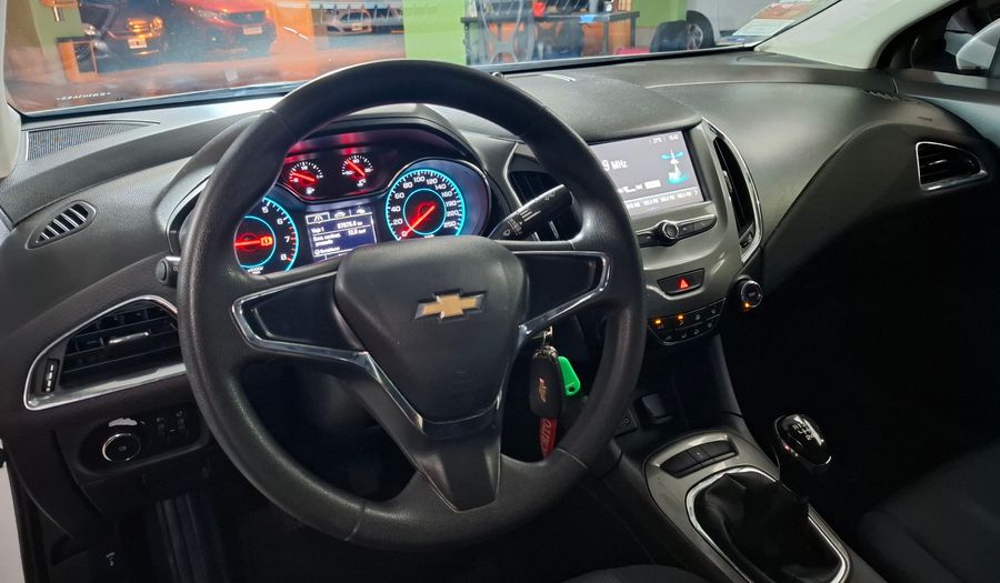 Chevrolet Cruze Ii 1.4 MT Sedan 2019