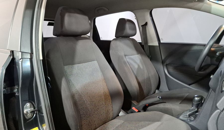 Volkswagen Polo 1.6 STARTLINE AUTO Hatchback 2019