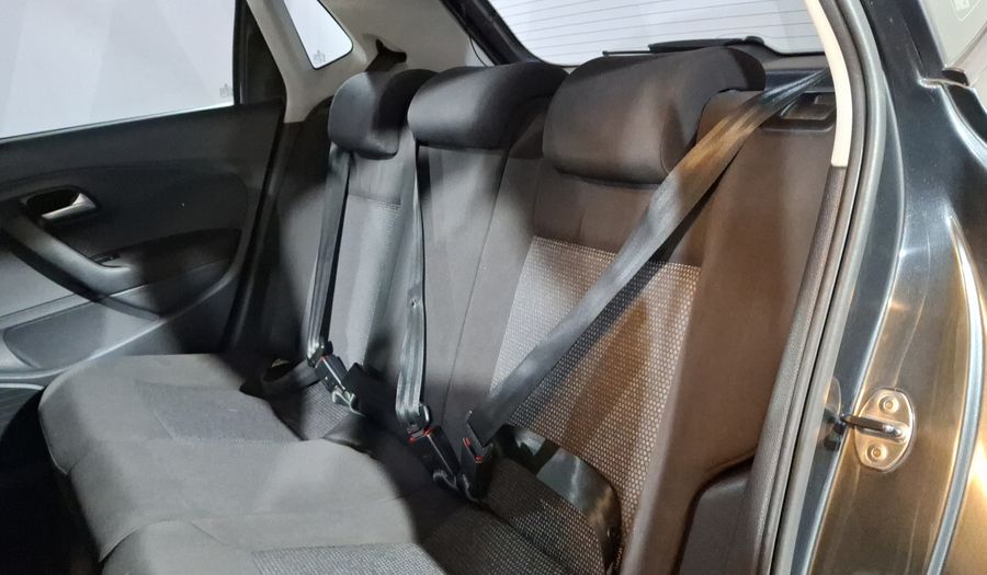 Volkswagen Polo 1.6 STARTLINE AUTO Hatchback 2019