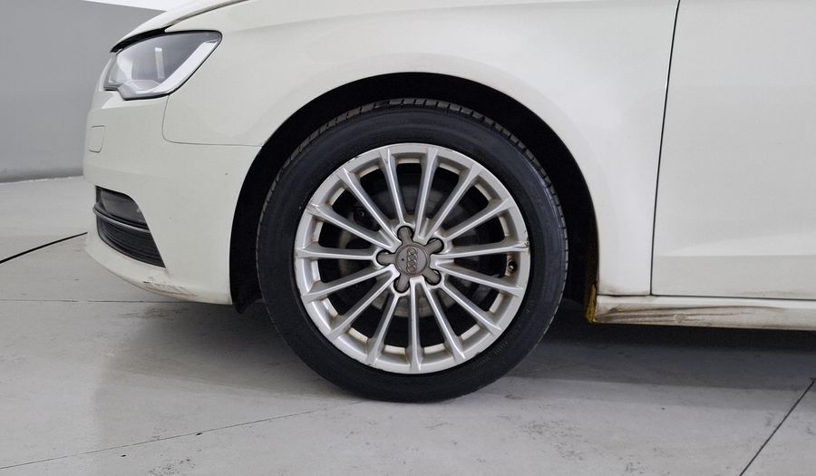 Audi A3 1.4 TFSI AMBIENTE S TRONIC Hatchback 2014