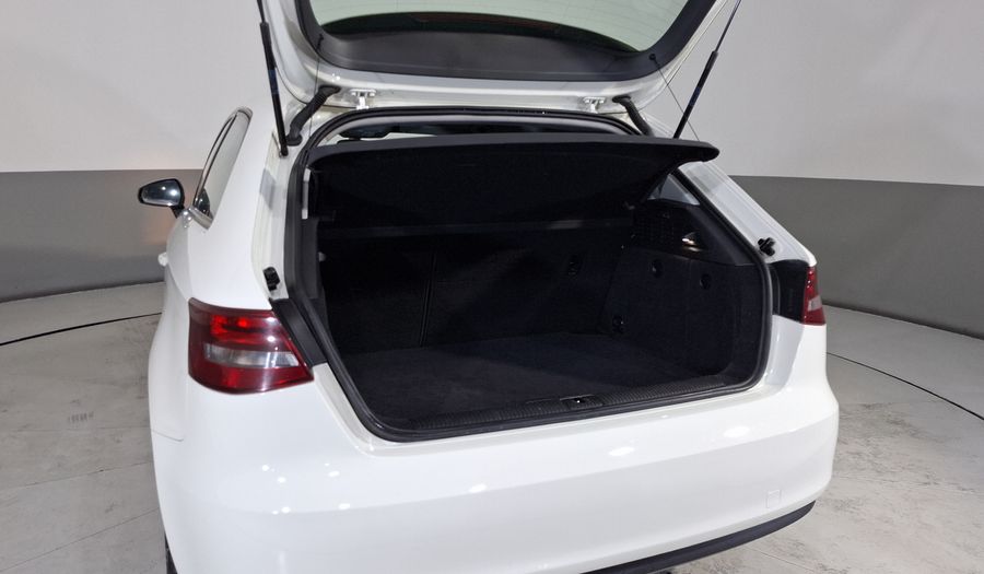 Audi A3 1.4 TFSI AMBIENTE S TRONIC Hatchback 2014