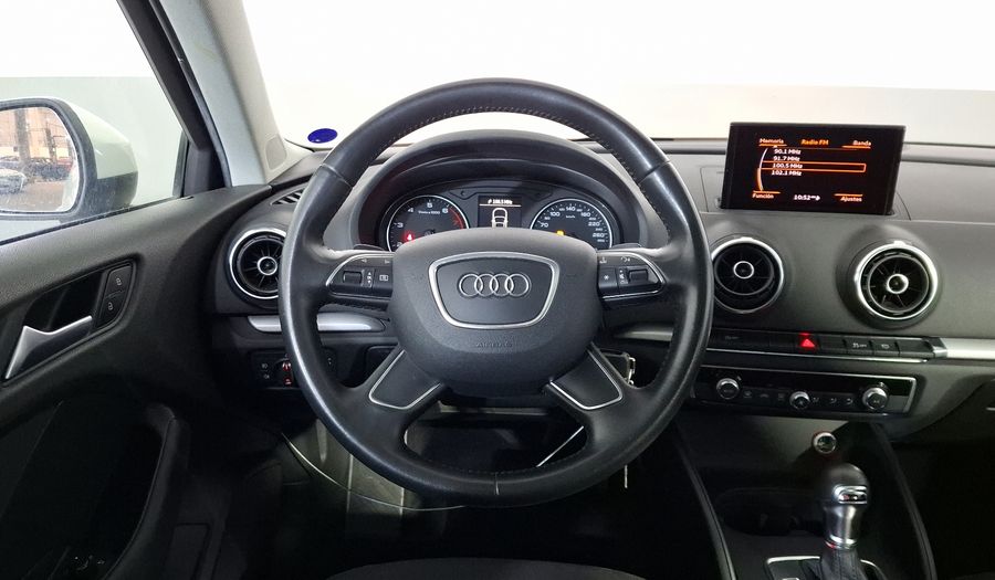 Audi A3 1.4 TFSI AMBIENTE S TRONIC Hatchback 2014