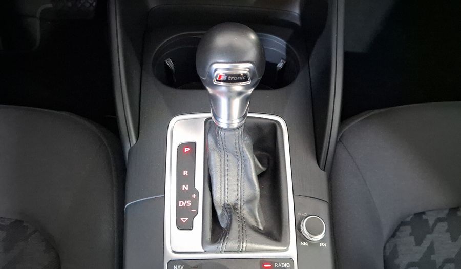 Audi A3 1.4 TFSI AMBIENTE S TRONIC Hatchback 2014