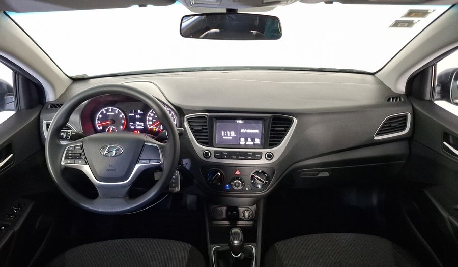 Hyundai Accent 1.6 GL Hatchback 2020