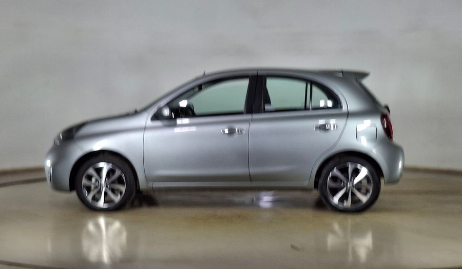 Nissan March 1.6 SPORT ADVANCE Hatchback 2019