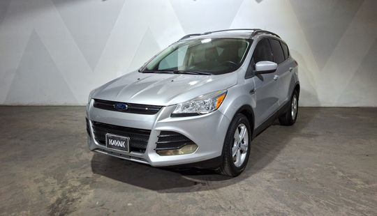 Ford • Escape