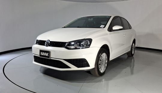 Volkswagen • Vento