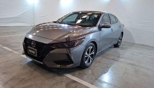 Nissan • Sentra