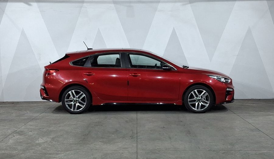 Kia Forte 2.0 GT LINE Hatchback 2019