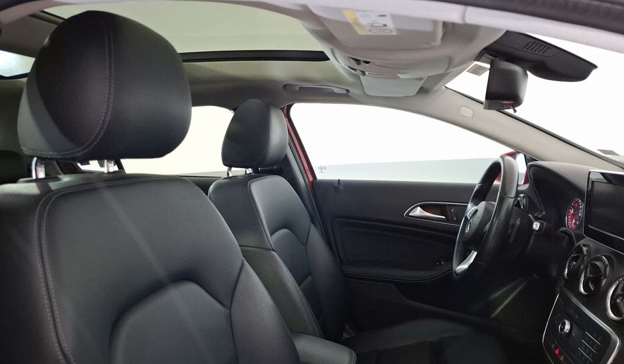 Mercedes Benz Clase Gla 1.6 GLA 200 DCT Suv 2018