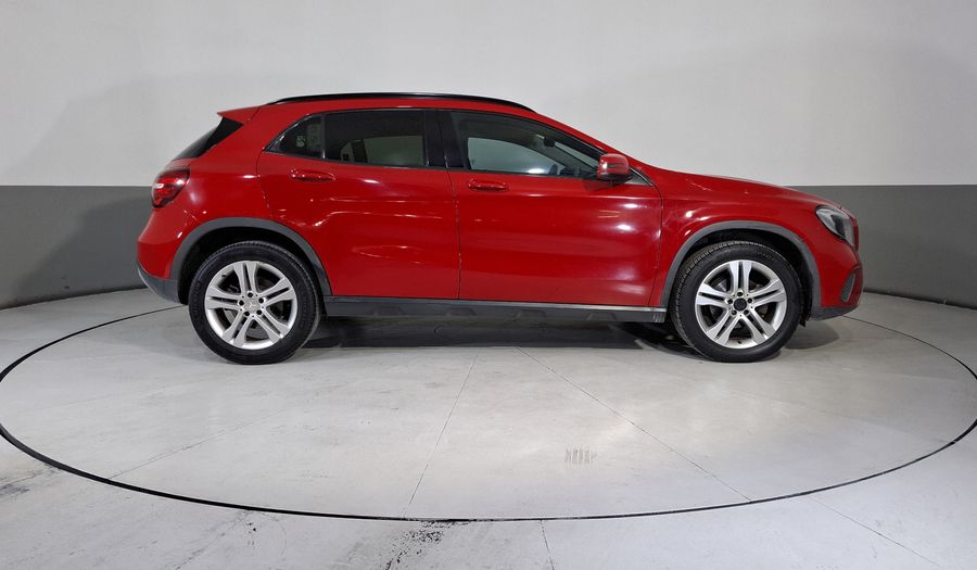 Mercedes Benz Clase Gla 1.6 GLA 200 DCT Suv 2018